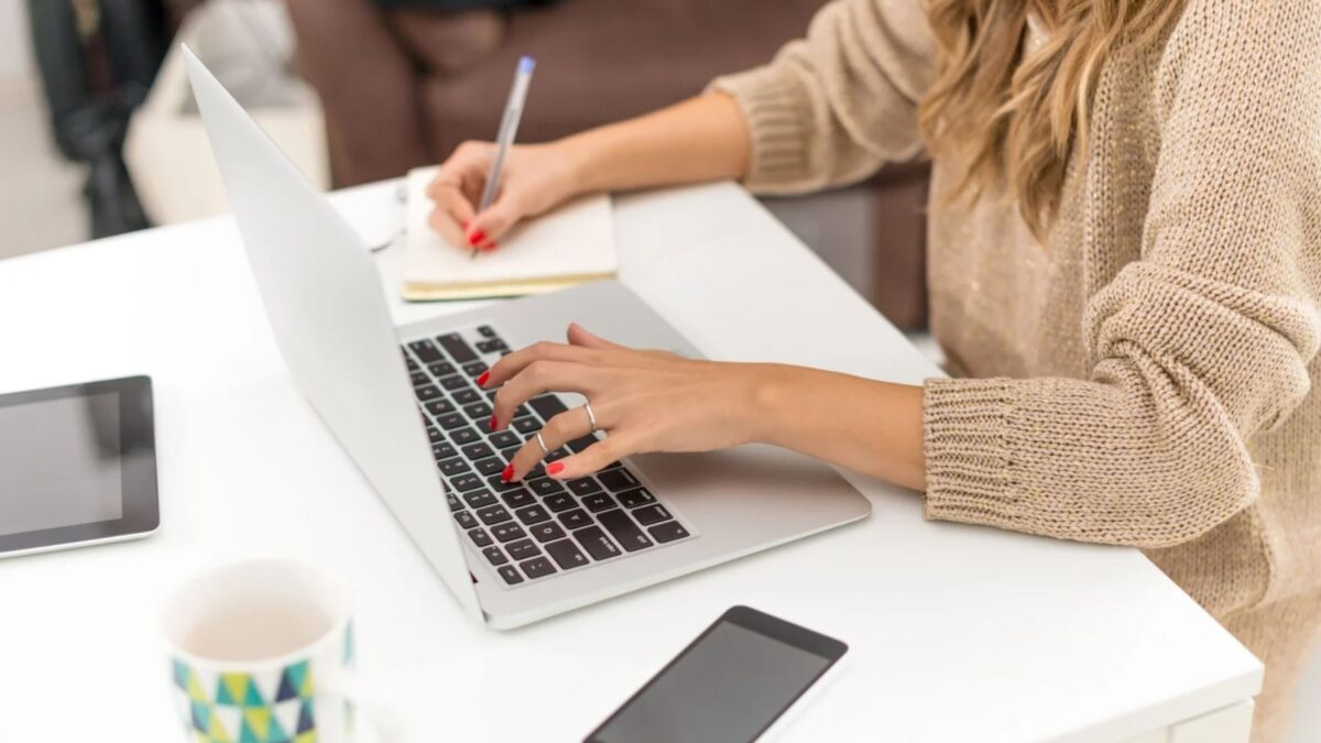 E-Mail-Liste Aufbauen Erfolgsstrategien und 15 Tipps für Abonnenten und Umsatz