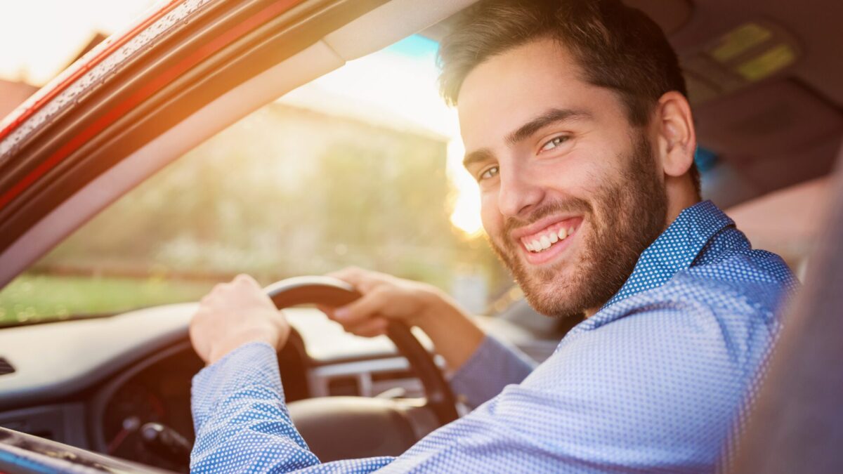 Stellenangebot als Fahrer: Auto überführen bei SIXT Jobs