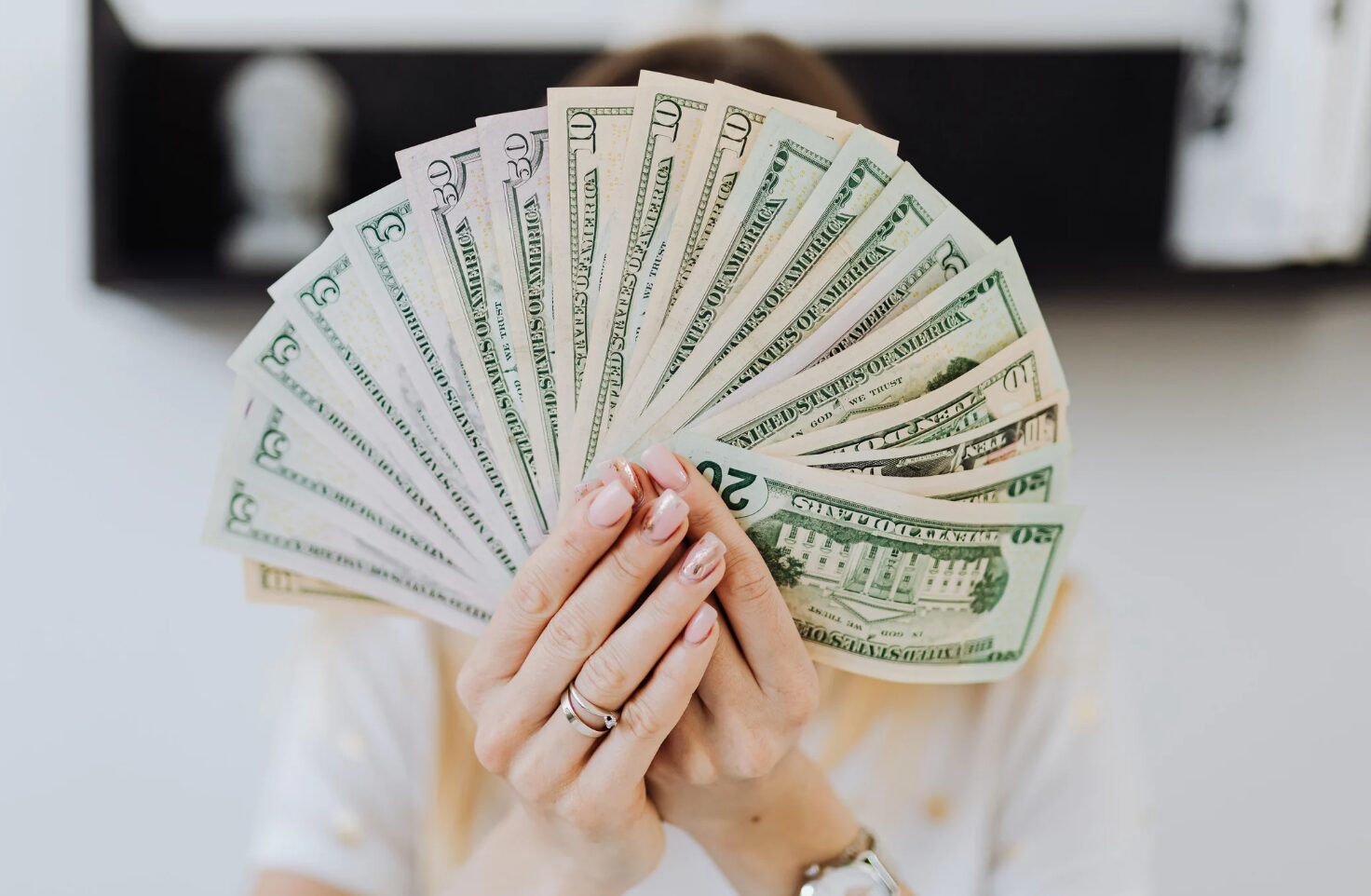 Wie Viel Geld Verdient Jeff Bezos Pro Sekunde Wie viel verdient Jeff Bezos pro Sekunde?