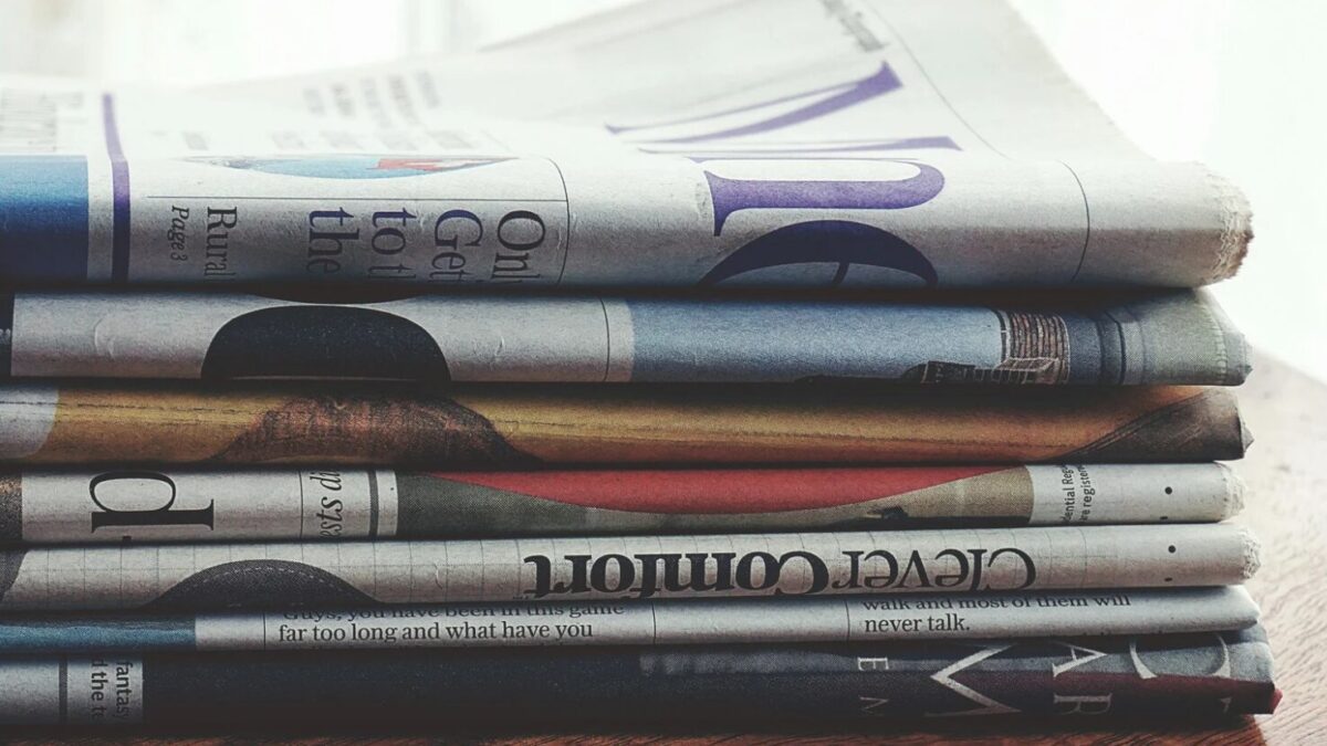 Von Langweilig zu Brillant: Wie man Pressemitteilungen in fesselnde Geschichten verwandelt
