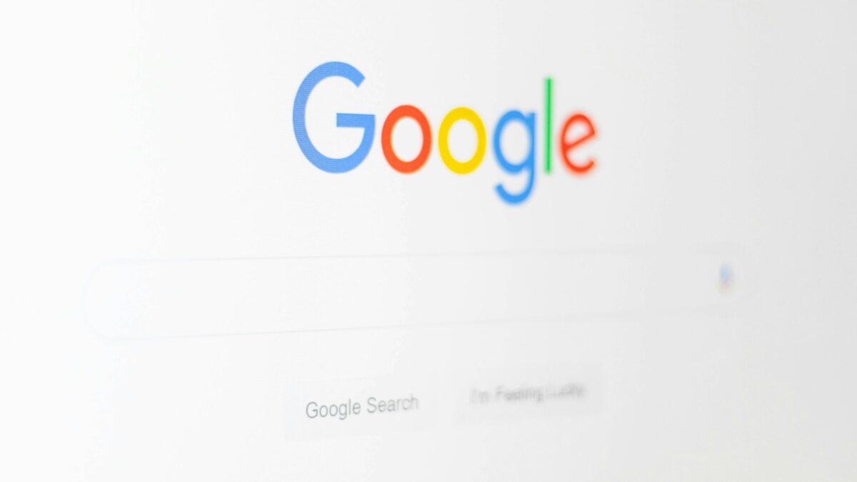 Organische vs. bezahlte Suche: Welche Branchen müssen verstärkt auf SEO setzen?