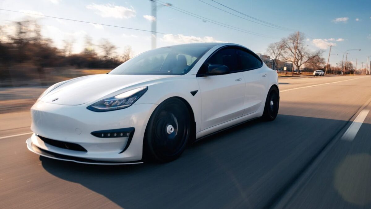 Wer hat Tesla erfunden? Die Geschichte hinter dem Elektroauto-Weltmarktführer