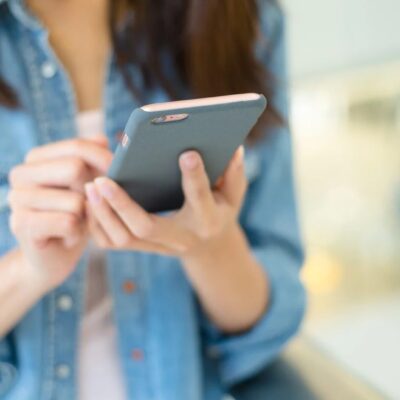 Wie finde ich heraus wie alt mein Handy ist