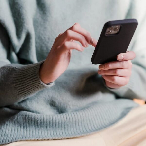 kommen sms an wenn man blockiert wurde