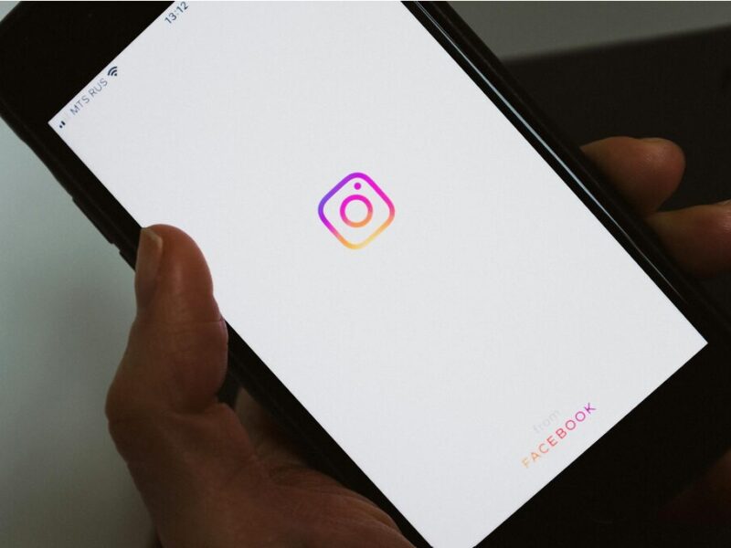 instagram beitrag in story teilen